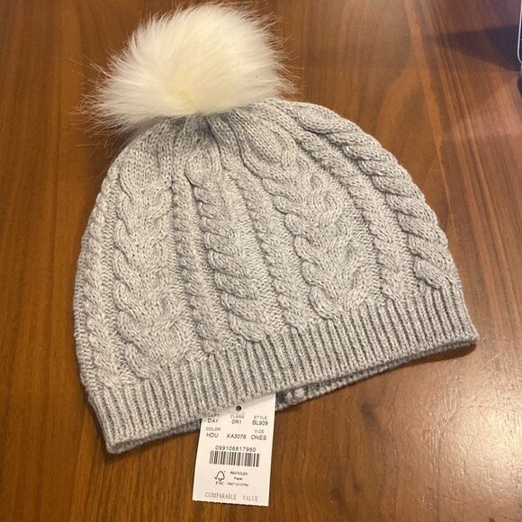 J. Crew Factory Accessories - J. Crew Factory Cable Pom-pom Beanie Hat Heather Gray Cream Dusk Acrylic NWT
